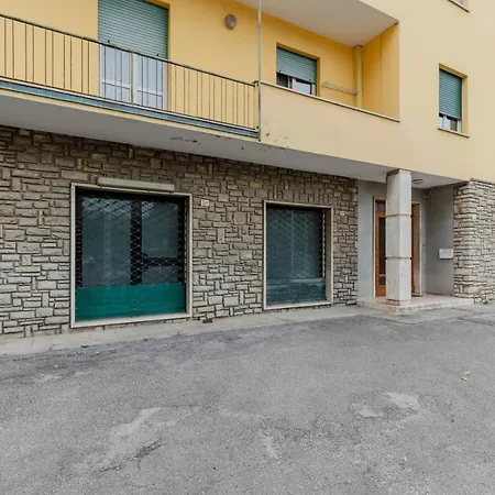 Guesthost - Bell'occhio Colorful With Parking Perugia