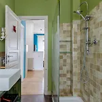 Apartament Guesthost - Bell'occhio Colorful With Parking Perugia