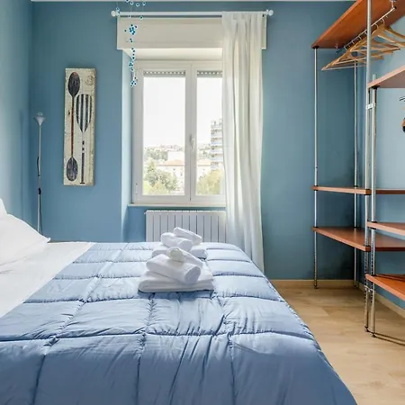 Apartament Guesthost - Bell'occhio Colorful With Parking
