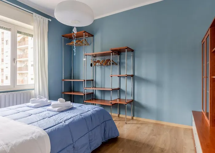 公寓 Guesthost - Bell'occhio Colorful With Parking