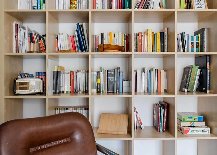 Guesthost - Bell'occhio Colorful With Parking 公寓