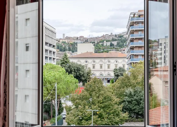 公寓 Guesthost - Bell'occhio Colorful With Parking 佩鲁贾