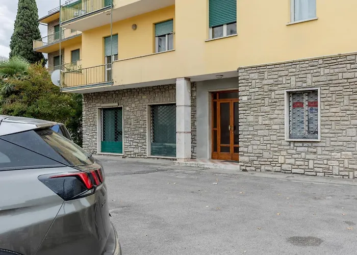 Guesthost - Bell'occhio Colorful With Parking 佩鲁贾